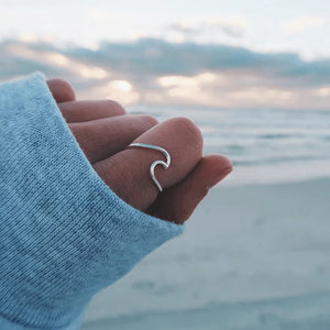 Pura Vida Silver Wave Ring