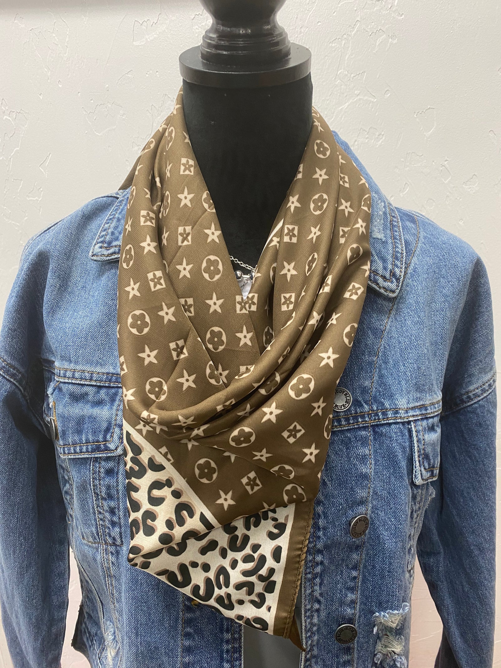 Scarves- Wear on neck or purses!
