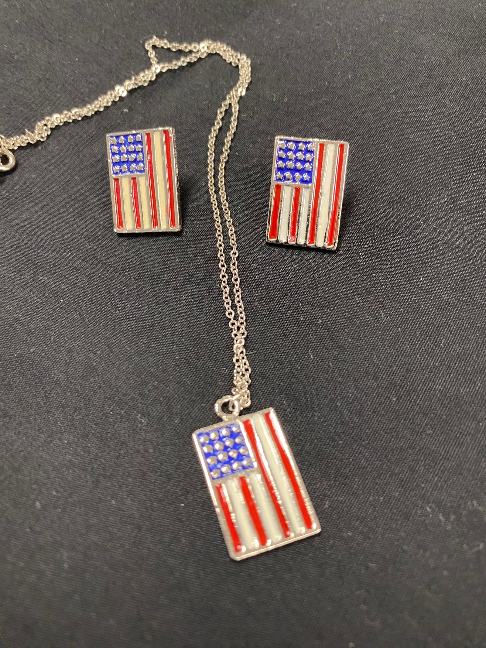 American Flag Earrings & Necklace Set