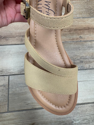 Blowfish Arrow Strappy Sandal in Black or Taupe