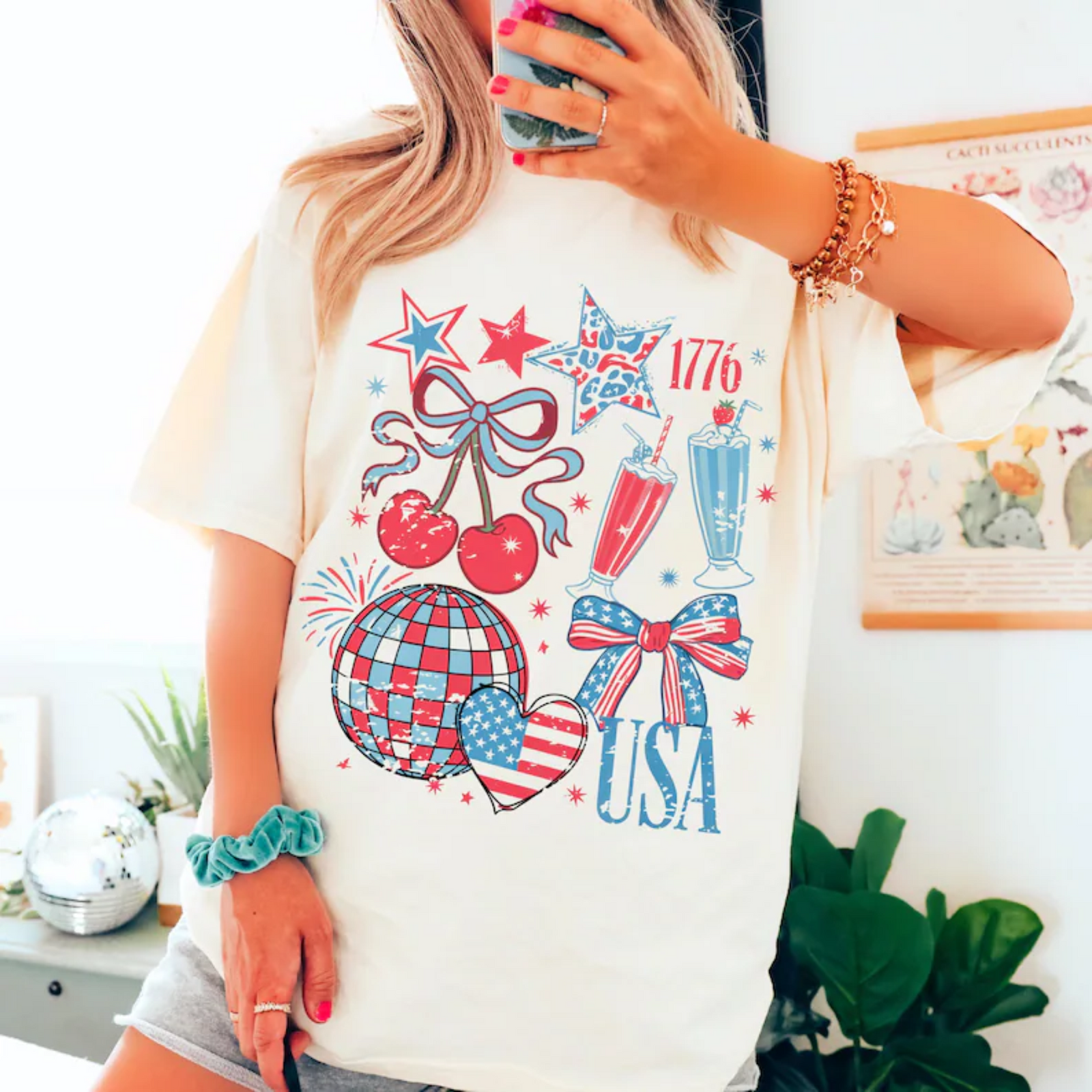 America Retro Grunge Graphic Tee 2 Colors