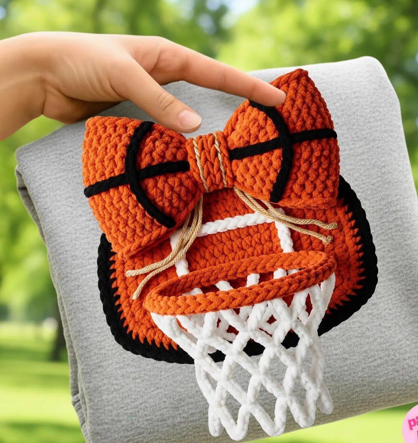 Basketball Net with Bow Yarn Graphic Tee