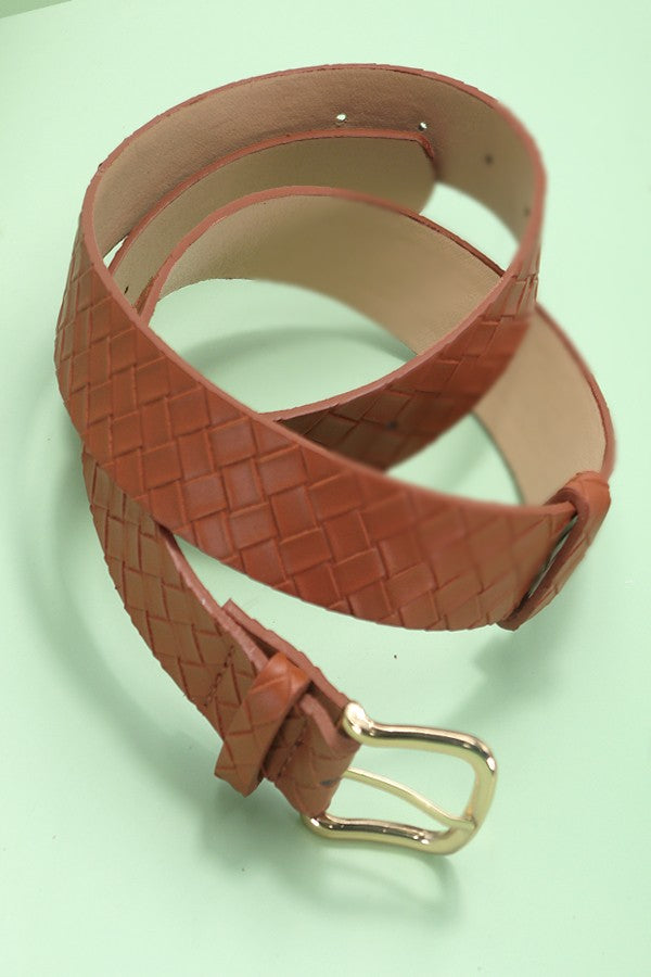 Weave Belts in 3 Colors Define Boutique
