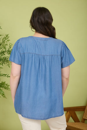 Chambray Half Button Short Sleeve Top in Curvy