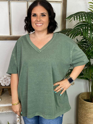 V-Neck Vintage Tee in 4 Colors - Curvy Sizes
