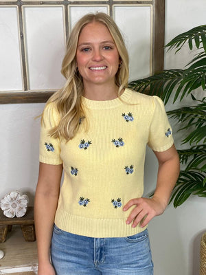 Fitted Embroidered Sweater in Butter or Ivory