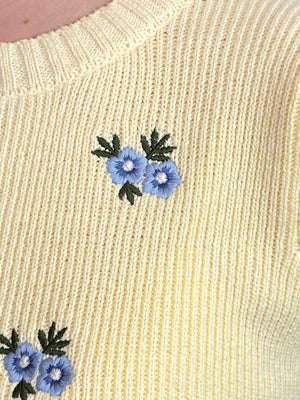 Fitted Embroidered Sweater in Butter or Ivory