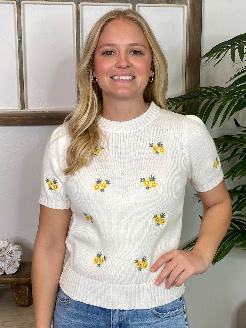 Fitted Embroidered Sweater in Butter or Ivory