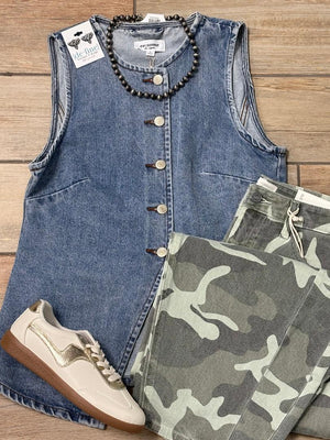 Kancan Camo Cropped Barrel Jeans