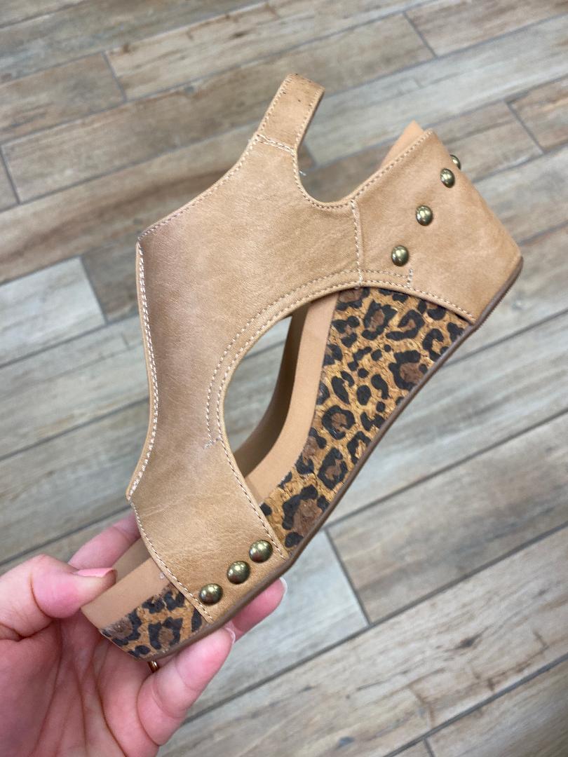 Corkys Carley Taupe Smooth with Leopard Soles Sandals