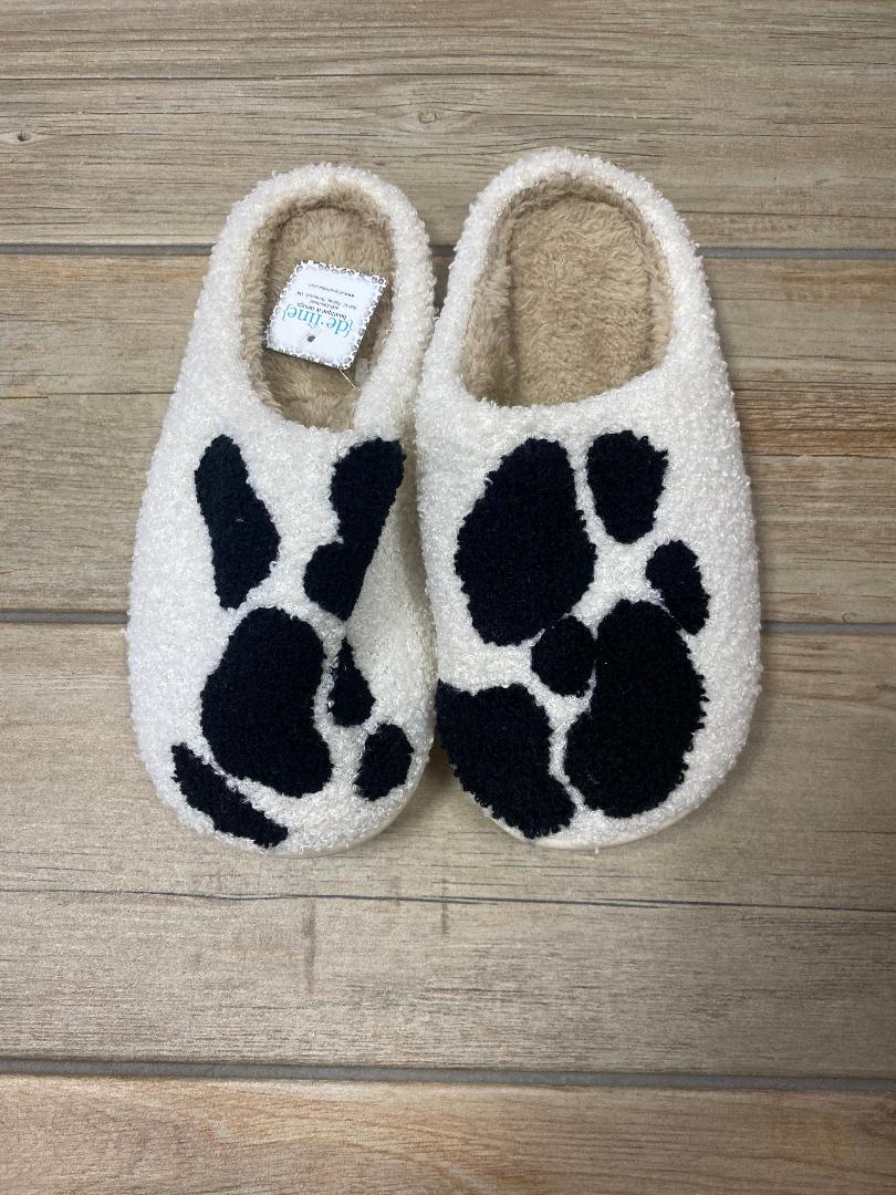 Super cheap cute slippers