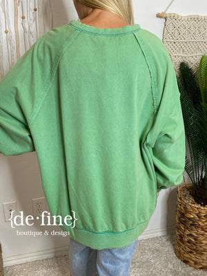 Sweatshirt with Pocket in Sage or Lavender