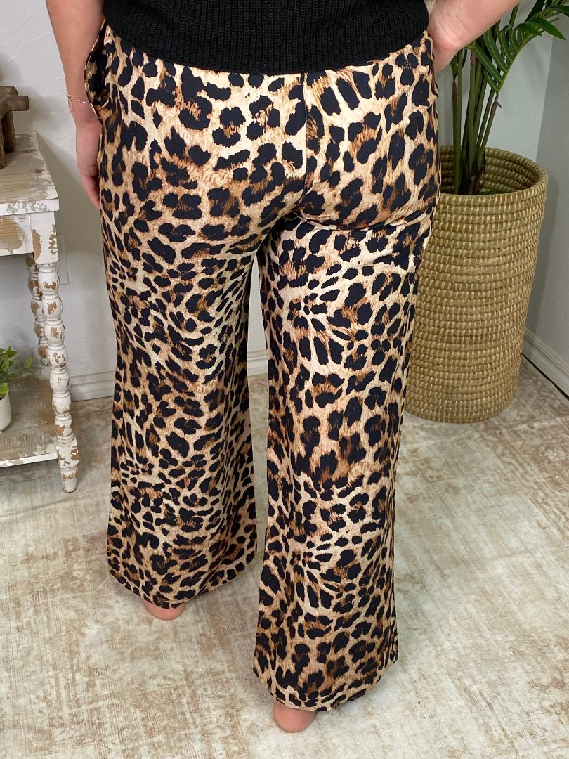Leopard Printed Straight Leg Pants