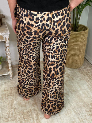 Leopard Printed Straight Leg Pants