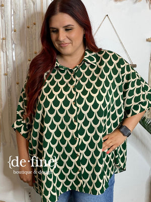 Scalloped Oversized Blouse in Black or Kelly Green in Curvy