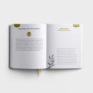 DaySpring Sopha Rush - 100 Days of Living Deeply Rooted - Devotional Journal