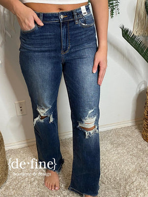 Judy Blue 90s Destroyed Knee High Rise Jeans in Regular & Curvy