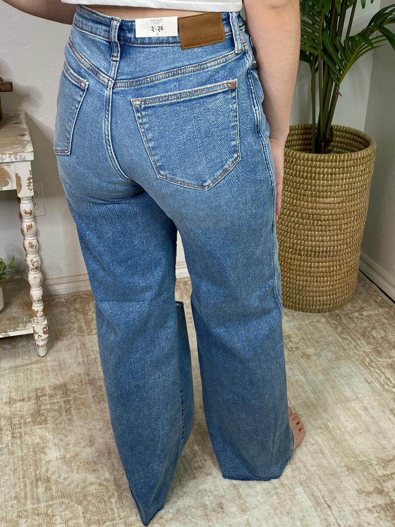 Judy Blue Vintage Wash Wide Leg with Destroy Regular & Curvy