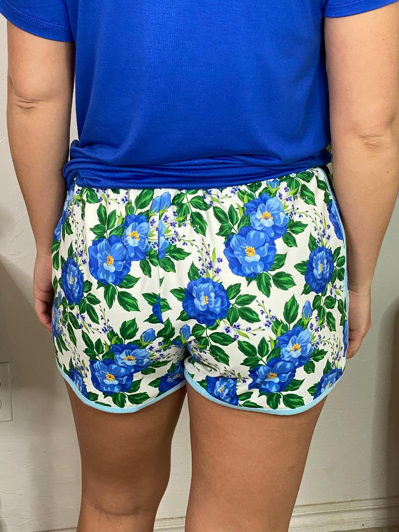 Caroline Floral Everyday Shorts