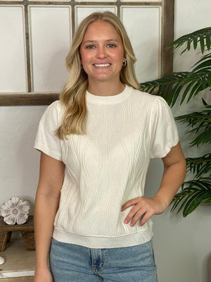 Wavy Off White Lightweight Sweater