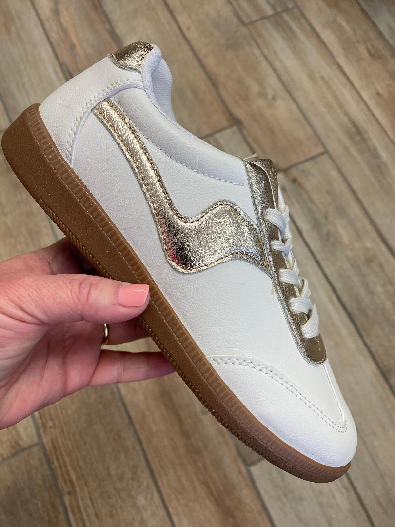 Outwoods White and Gold Combo Sneakers