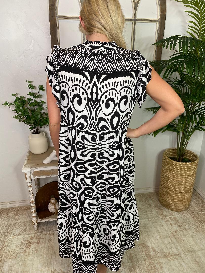 Global Inspired Black and White Maxi Dress