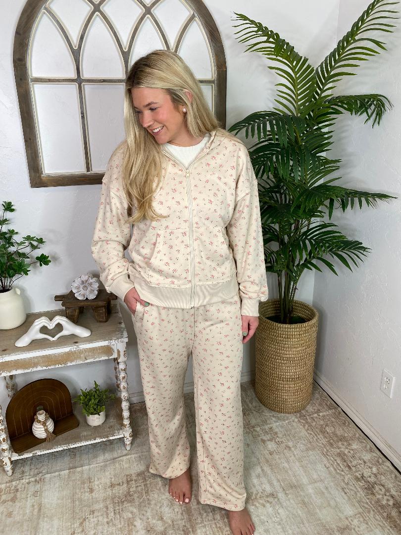 Cream Floral Sweatshirt & Jogger Set