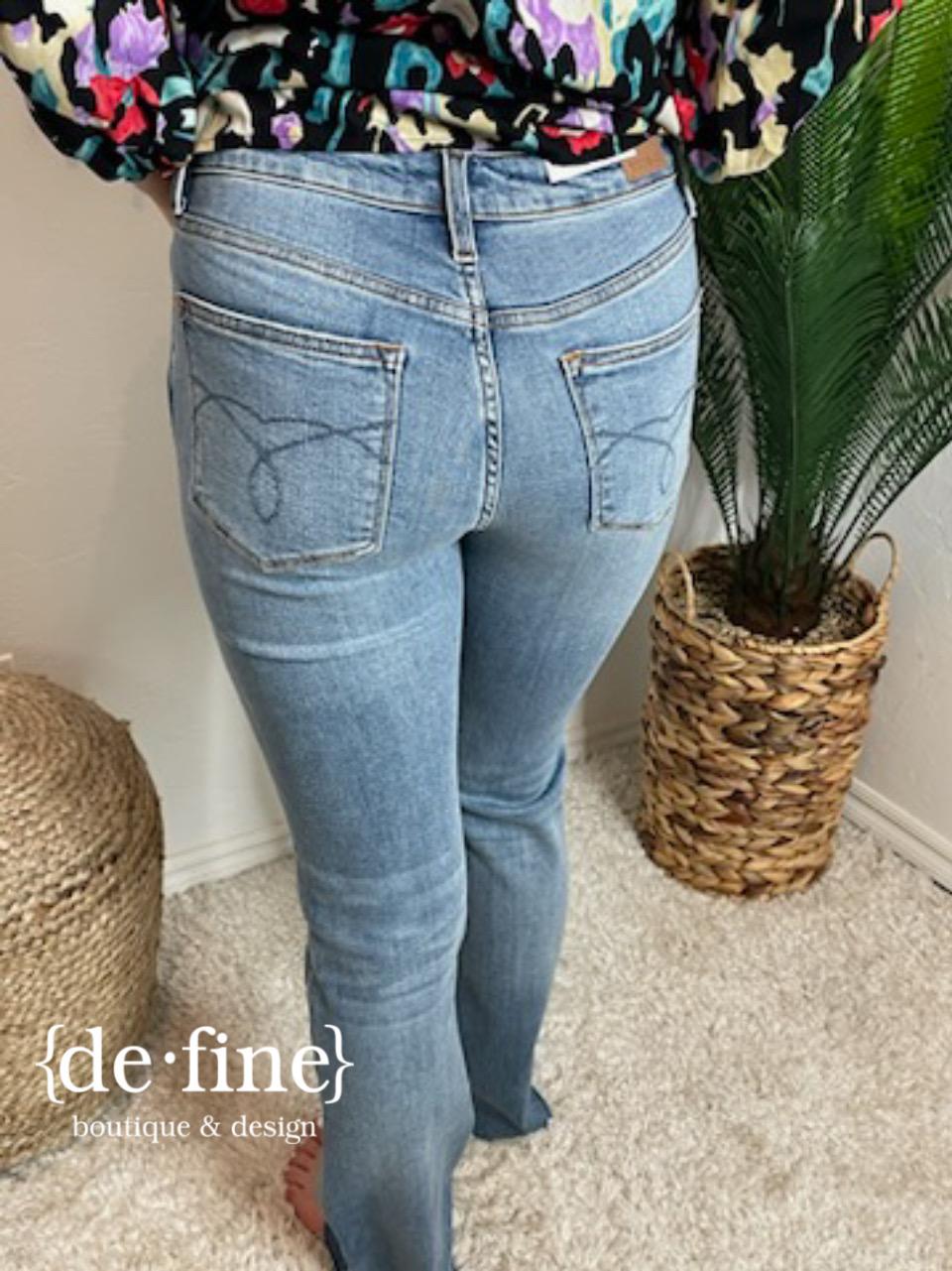 Judy Blue Midrise Bootcut Jeans with Raw Hem